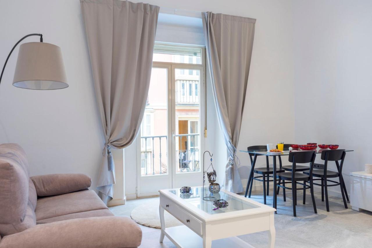 Acogedor Apartamento En Pleno Centro De Malaga By Sharingco Apartment Екстериор снимка
