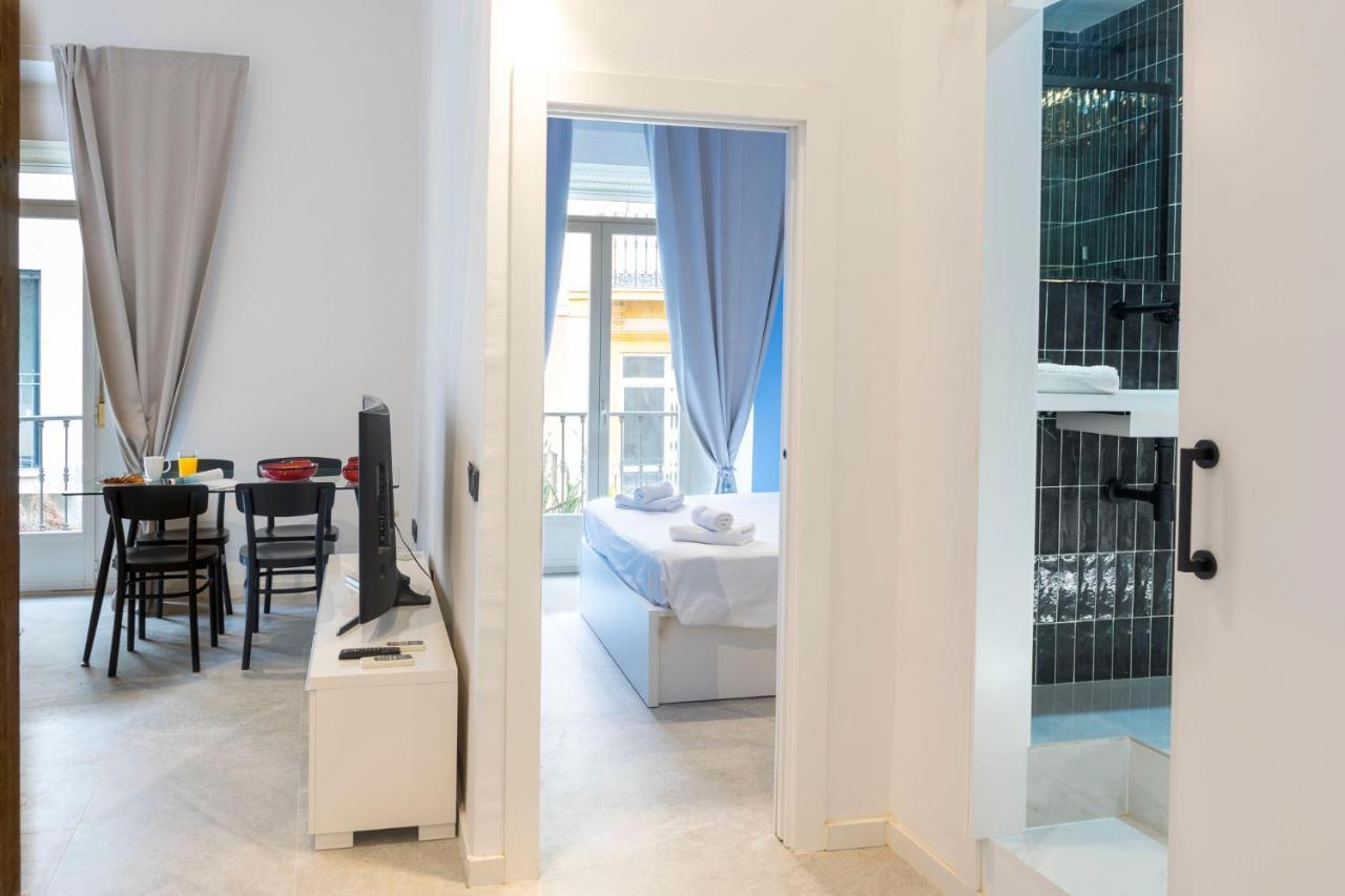 Acogedor Apartamento En Pleno Centro De Malaga By Sharingco Apartment Екстериор снимка